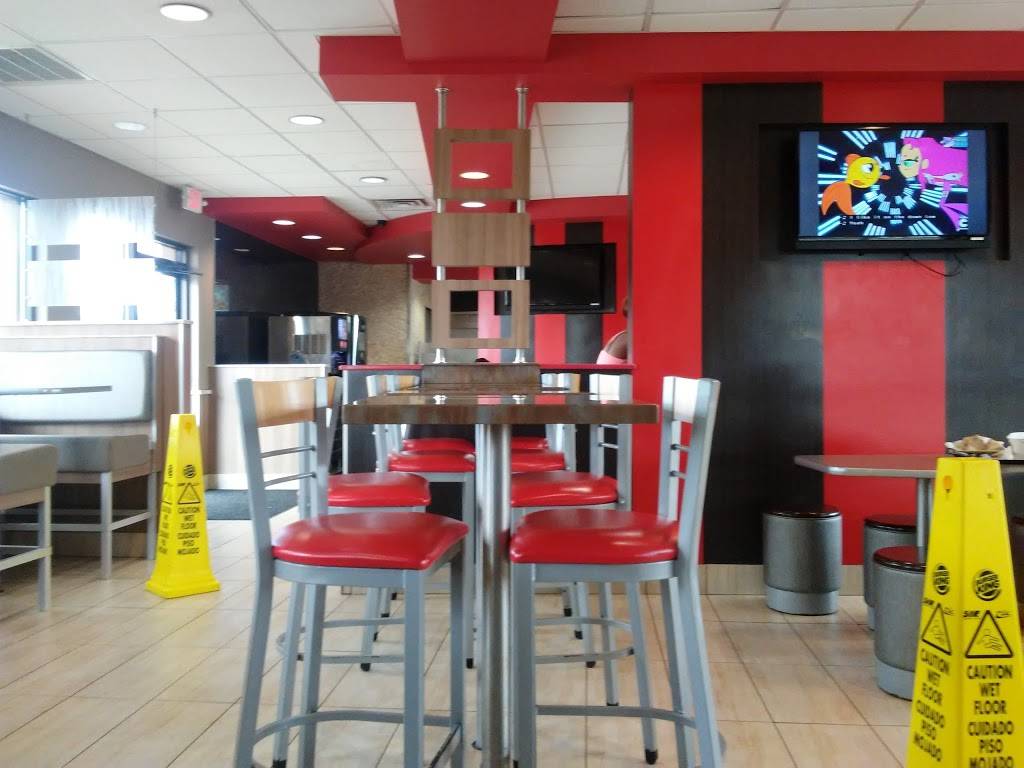 Burger King | restaurant | 11102 Fondren Rd, Houston, TX 77096, USA | 7139882570 OR +1 713-988-2570