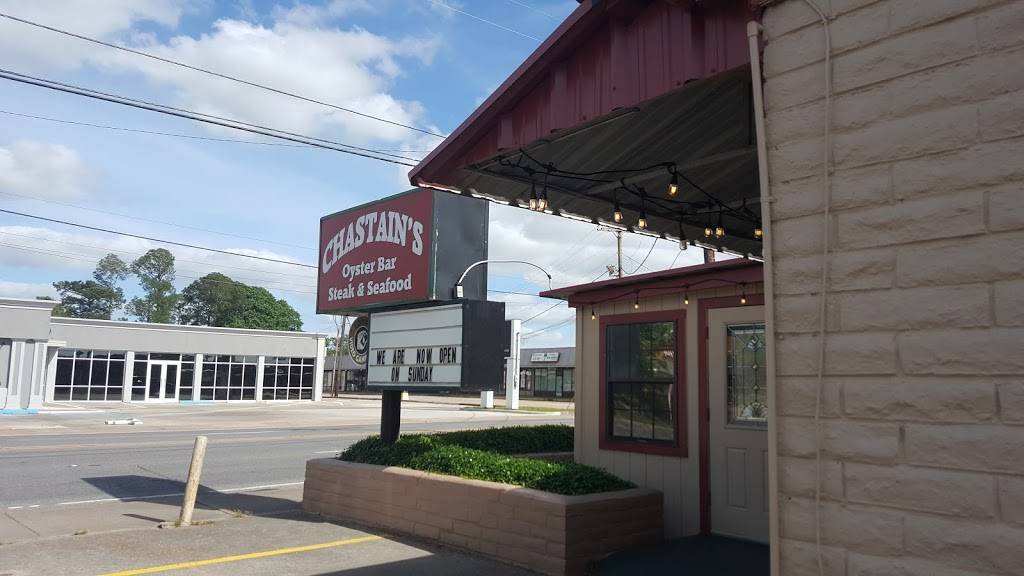 Chastains Food & Spirits | restaurant | 3922 Ryan St, Lake Charles, LA 70605, USA | 3374744700 OR +1 337-474-4700