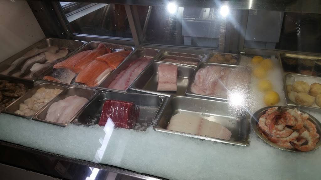 Turners Seafood Market & Fish n Chips Shoppe | meal takeaway | 4 Smith St, Gloucester, MA 01930, USA | 9782817172 OR +1 978-281-7172