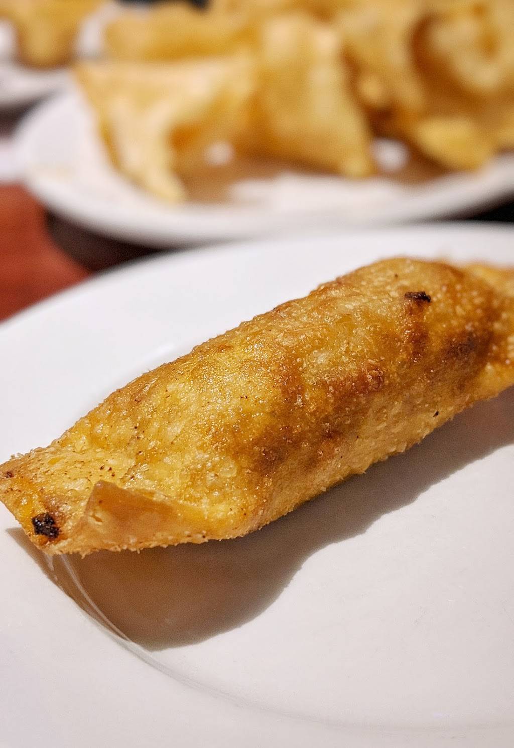 La Maison Egg Roll | restaurant | 3741 Rue Wellington, Verdun, QC H4G 1V1, Canada | 5149321186 OR +1 514-932-1186