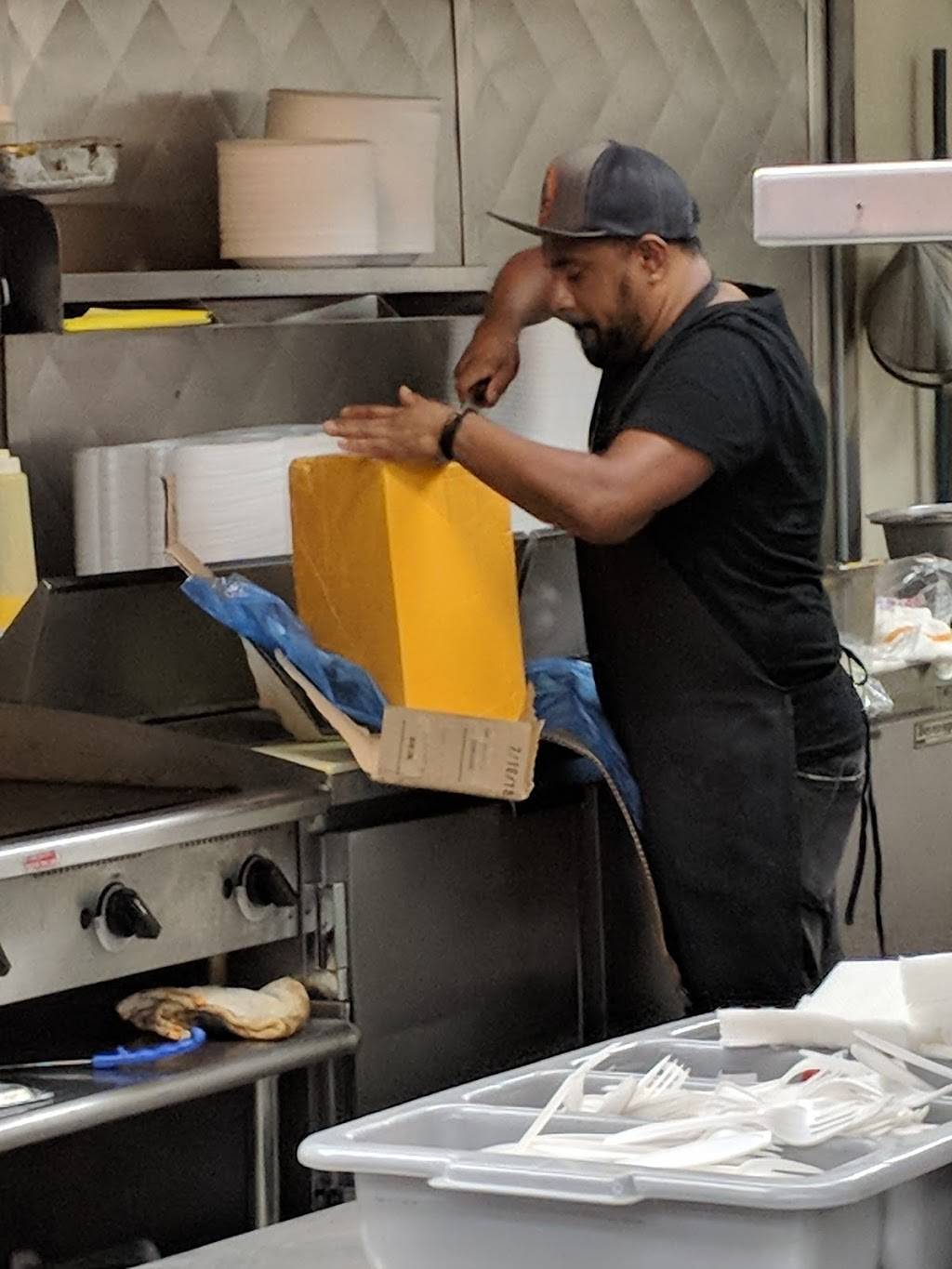 Lambertos Mexican Food | restaurant | 11289 Base Line Rd, Rancho Cucamonga, CA 91730, USA | 9099448648 OR +1 909-944-8648