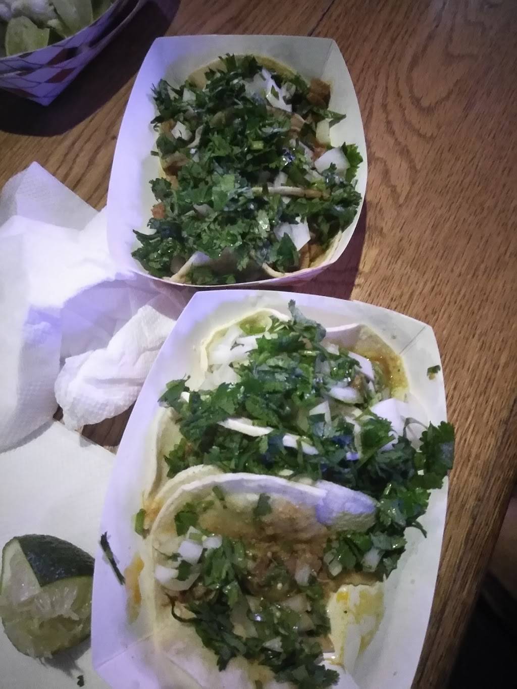 Callahans Irish Pub | restaurant | 200 S Irwindale Ave, Azusa, CA 91702, USA | 6269695780 OR +1 626-969-5780