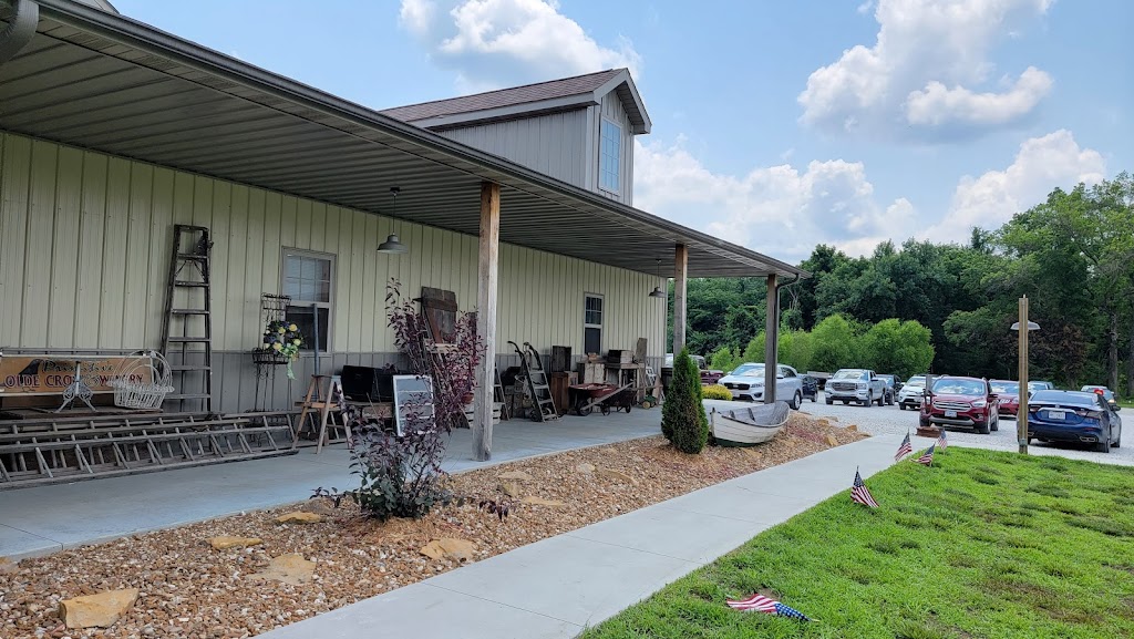 Primitive Olde Crow & Winery | restaurant | 32 SE Hwy Aa, Clinton, MO 64735, USA | 6608852051 OR +1 660-885-2051