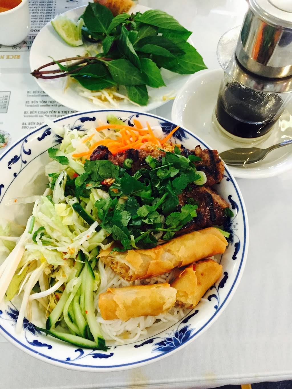 Pho Asia Noodle House | restaurant | 607 SE Everett Mall Way # 11, Everett, WA 98208, USA | 4253483646 OR +1 425-348-3646