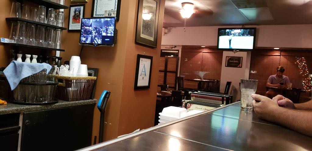 Thai Basil | restaurant | 1111 S Rural Rd, Tempe, AZ 85281, USA | 4805570101 OR +1 480-557-0101