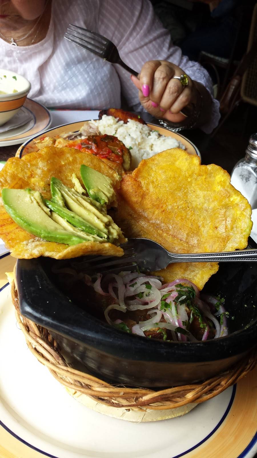 Bachue | restaurant | 86-02 37th Ave, Flushing, NY 11372, USA | 7187797595 OR +1 718-779-7595