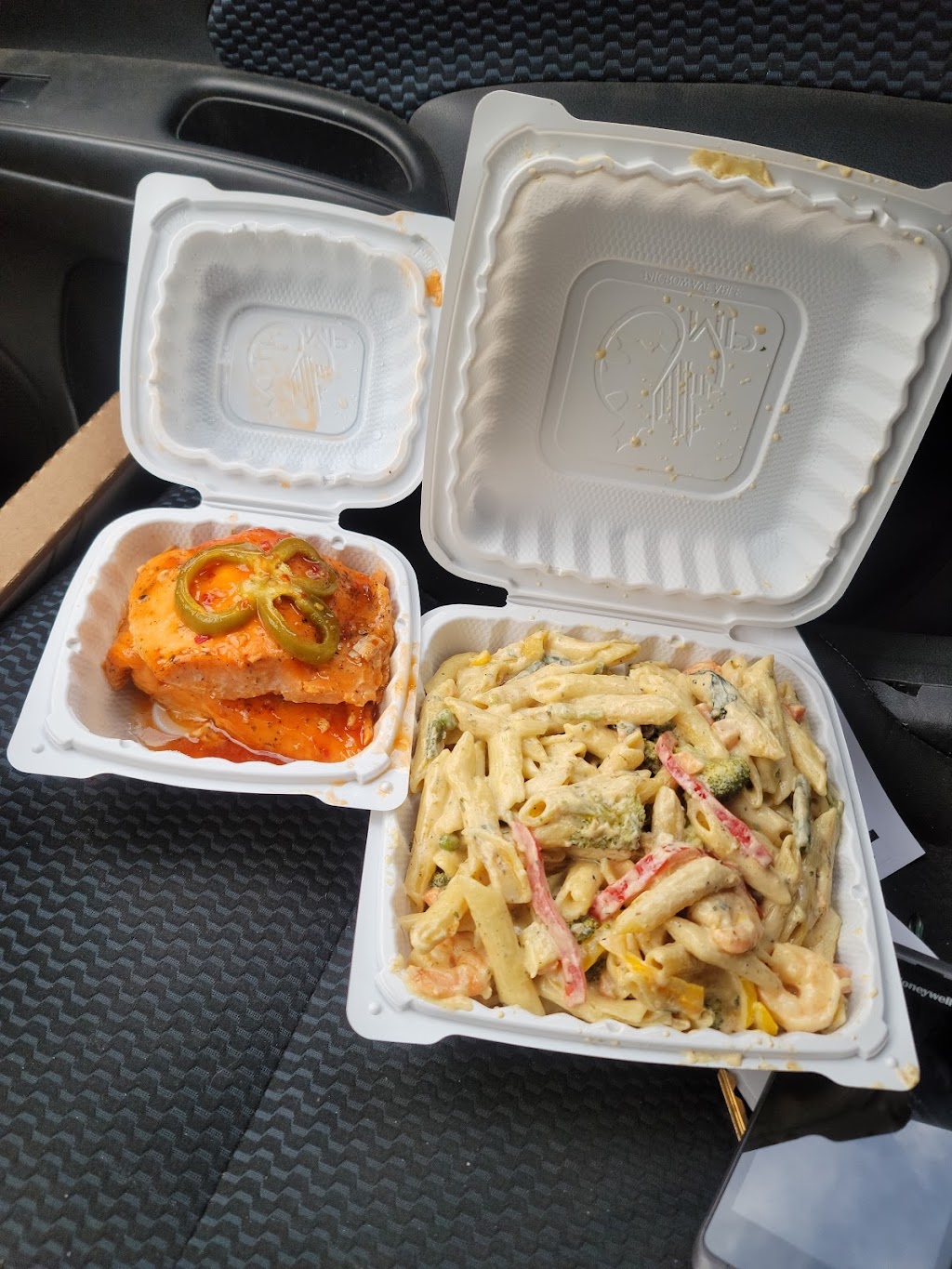 Silvers Crust | restaurant | 1695 President St, Brooklyn, NY 11213, USA | 7182218380 OR +1 718-221-8380