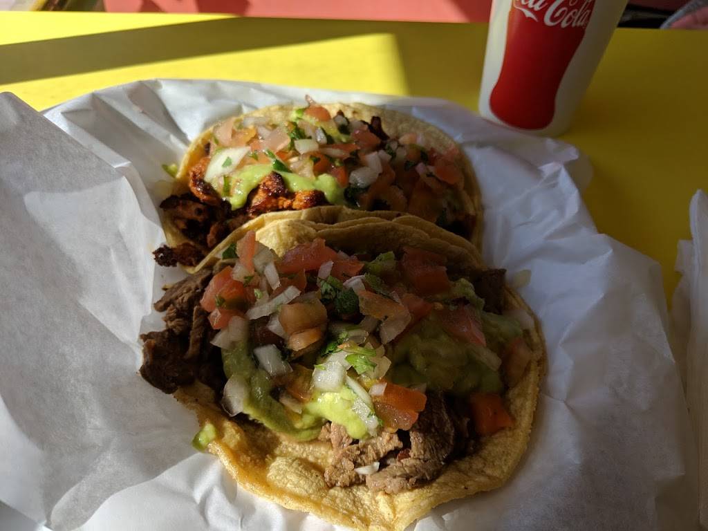 Nicos Mexican Food | restaurant | 5151 Morena Pl, San Diego, CA 92110, USA | 8582727907 OR +1 858-272-7907