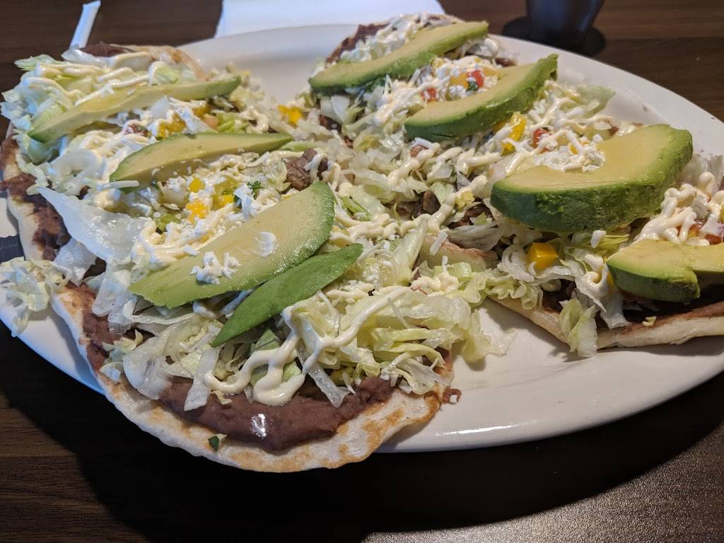 Rincon Catracho | restaurant | 3324 Williamson Rd, Roanoke, VA 24012, USA | 5403399605 OR +1 540-339-9605