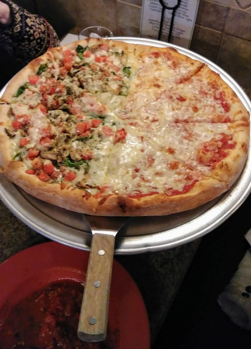 New York Pizzeria | restaurant | 7 S Main St, New Berlin, NY 13411, USA | 6078476188 OR +1 607-847-6188