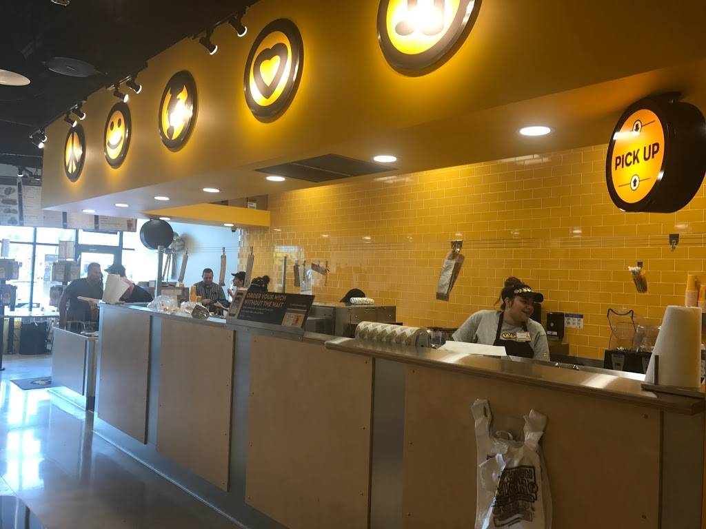 Which Wich Superior Sandwiches | restaurant | 10795 Belleville Rd, Belleville, MI 48111, USA | 7343257567 OR +1 734-325-7567