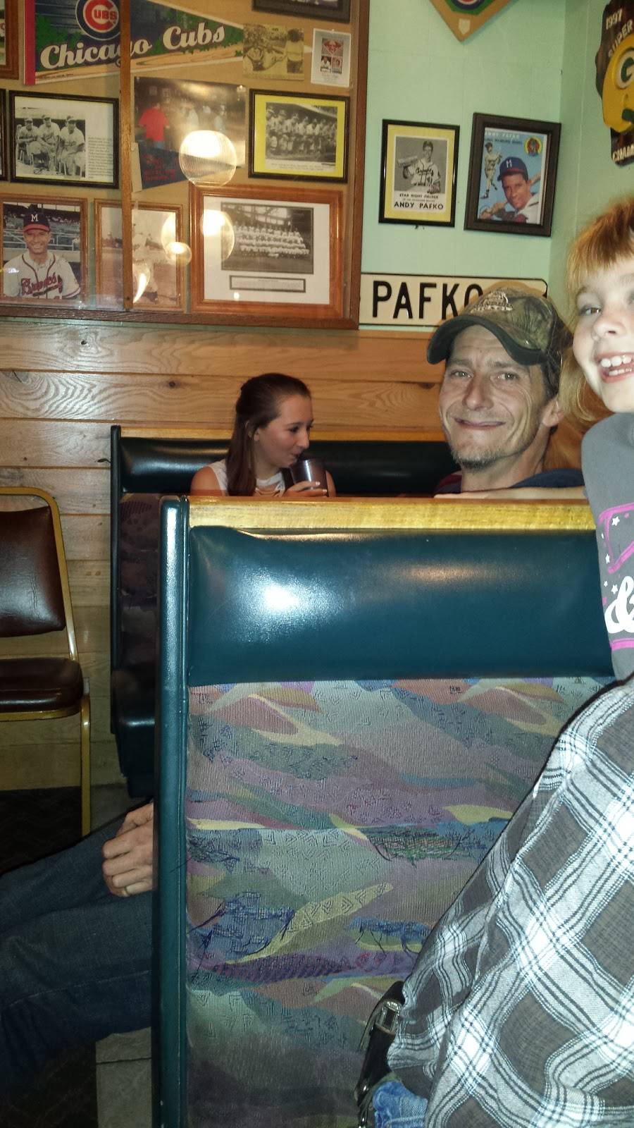 Fat Boys Emporium | restaurant | 805 Main St, Boyceville, WI 54725, USA | 7156437045 OR +1 715-643-7045