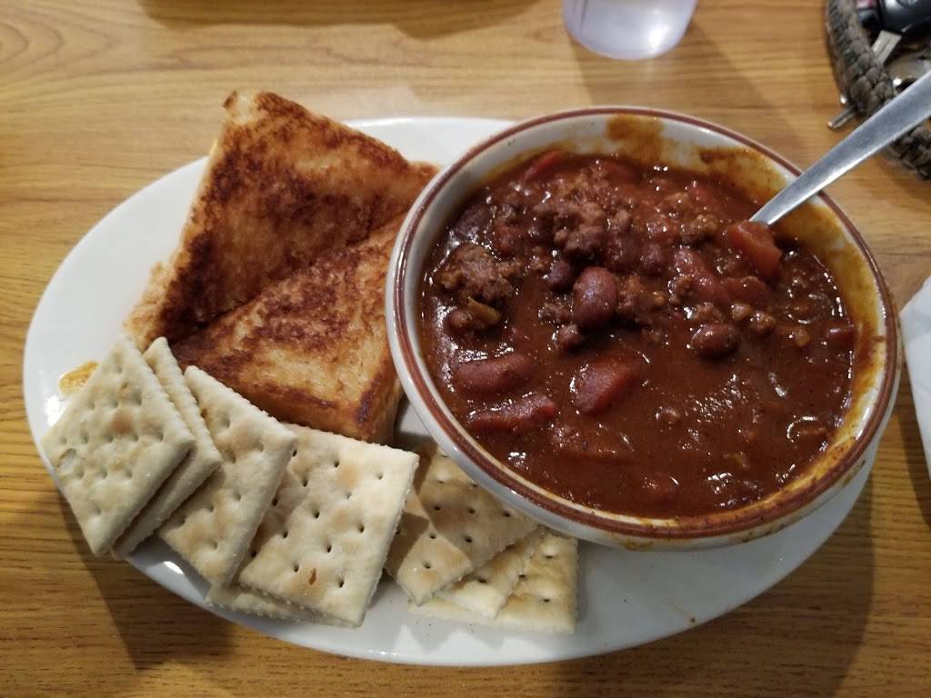 R&R Grill | restaurant | 1089 E Michigan Ave, Battle Creek, MI 49014, USA | 2699621325 OR +1 269-962-1325