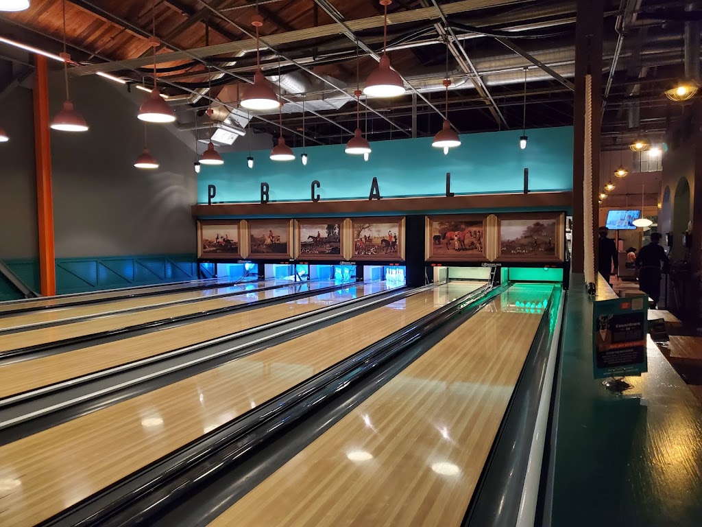 Punch Bowl Social San Diego | restaurant | 1485 E St, San Diego, CA 92101, USA | 6194523352 OR +1 619-452-3352