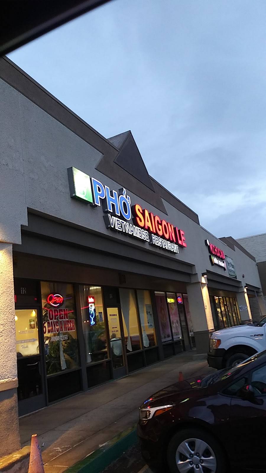 Pho Saigon Le | restaurant | 12353 Mariposa Rd F12, Victorville, CA 92395, USA | 7609510869 OR +1 760-951-0869