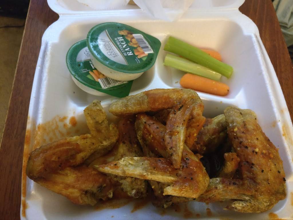 Best Wings of Memphis | meal takeaway | 2390 Summer Ave # 102, Memphis, TN 38112, USA | 9014587711 OR +1 901-458-7711