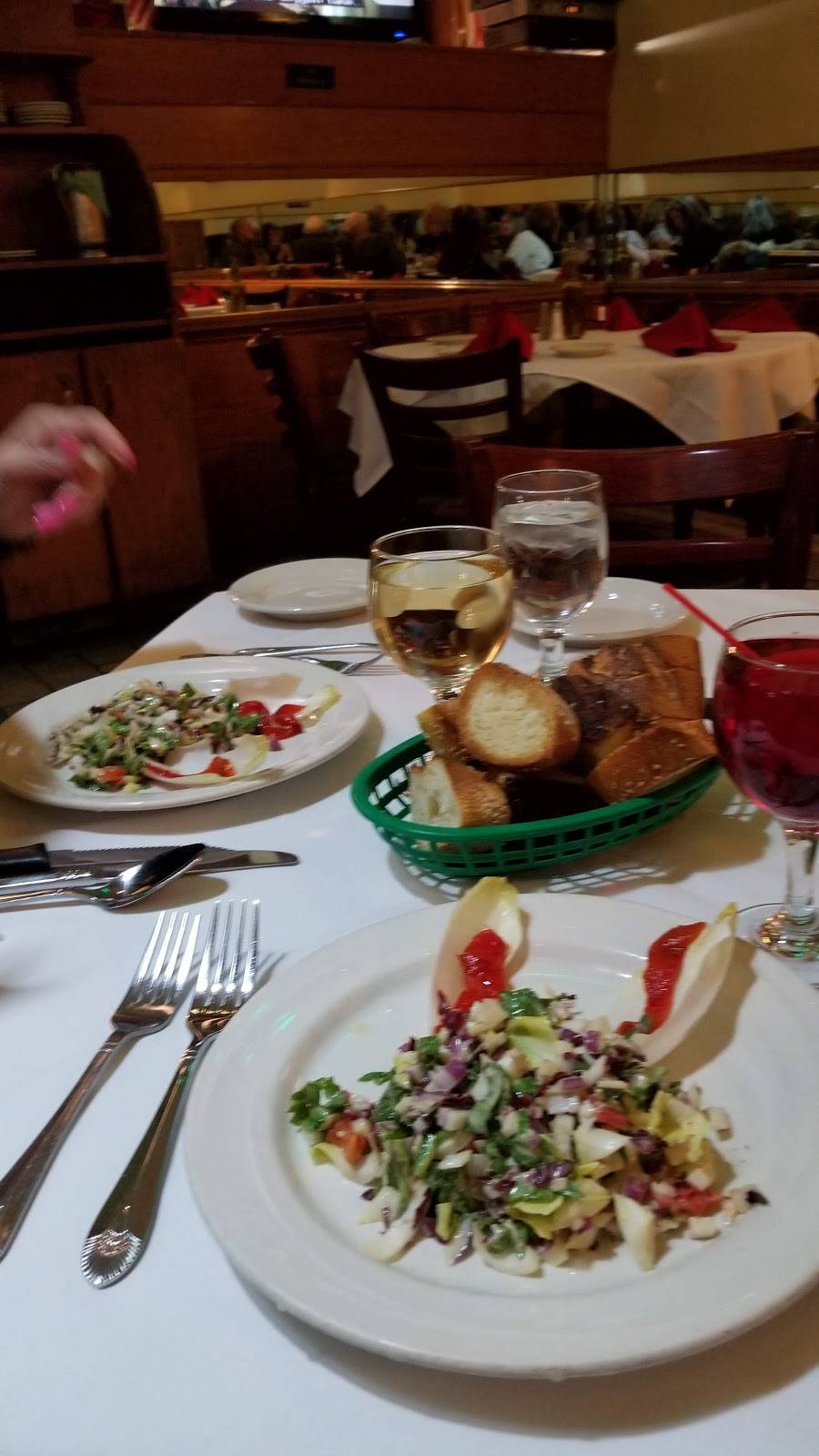 La Grotta | restaurant | 25412 Northern Blvd, Little Neck, NY 11362, USA | 7182248899 OR +1 718-224-8899