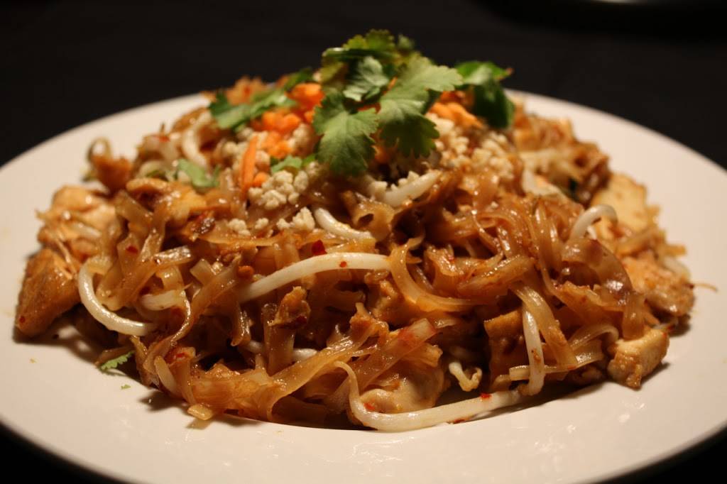 Basil Thai Cafe Short North | restaurant | 1282 Essex Ave, Columbus, OH 43201, USA | 6142162127 OR +1 614-216-2127