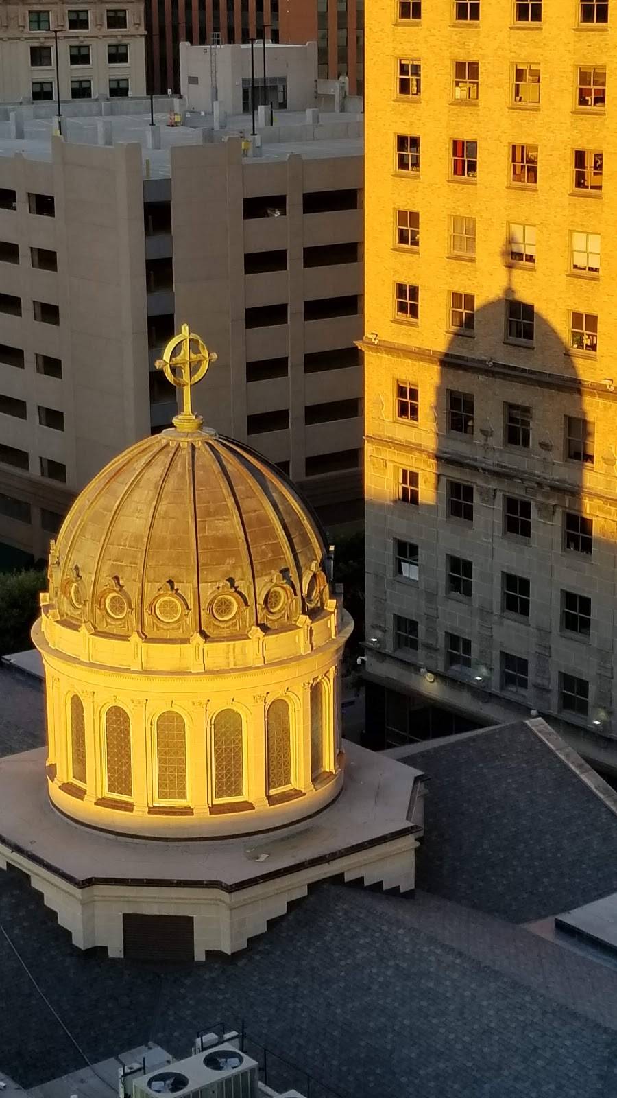 branch & bird | restaurant | 640 Taylor St 12th floor, Fort Worth, TX 76102, USA | 6827858888 OR +1 682-785-8888