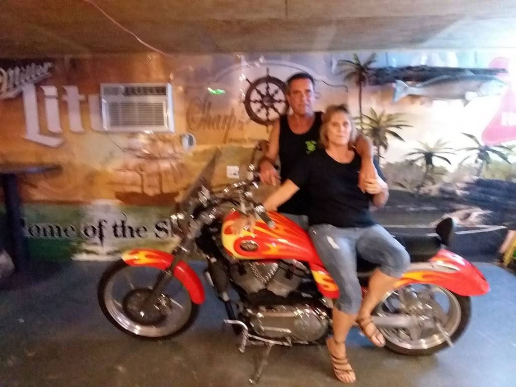 Sharps Tavern | restaurant | 30012 LA-22, Springfield, LA 70462, USA | 2253953088 OR +1 225-395-3088