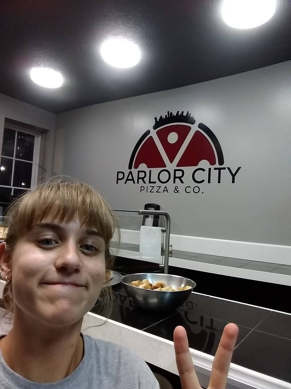 Parlor City Pizza | restaurant | 15 Hawley St, Binghamton, NY 13901, USA | 6072381360 OR +1 607-238-1360