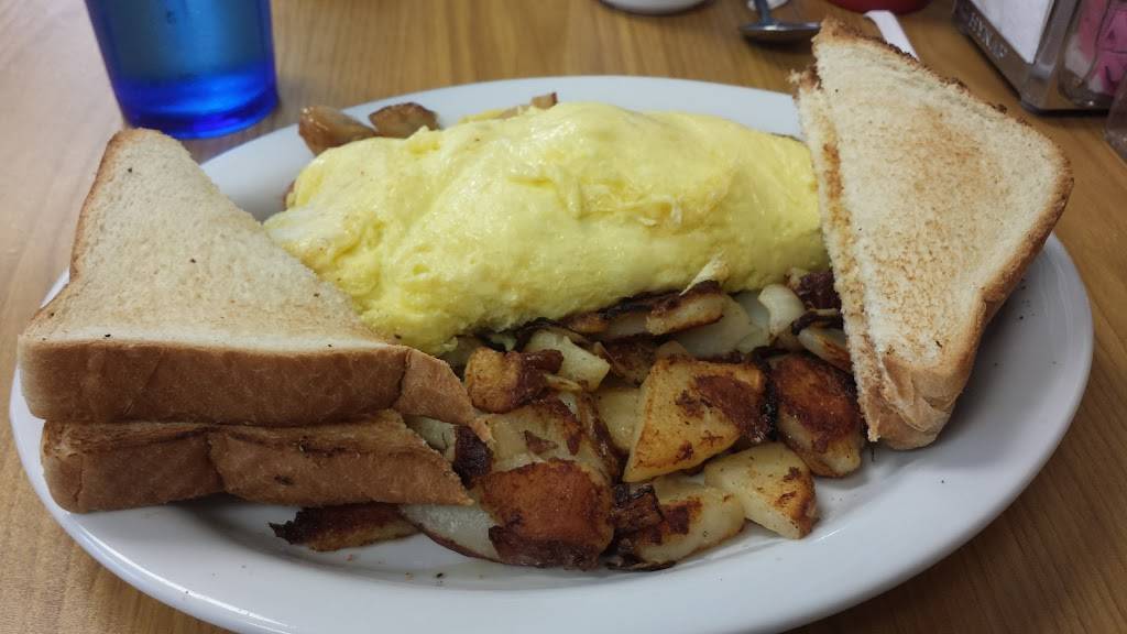 Mussel Beach Drive In | restaurant | 3540 State Park Dr, Bay City, MI 48706, USA | 9896860575 OR +1 989-686-0575