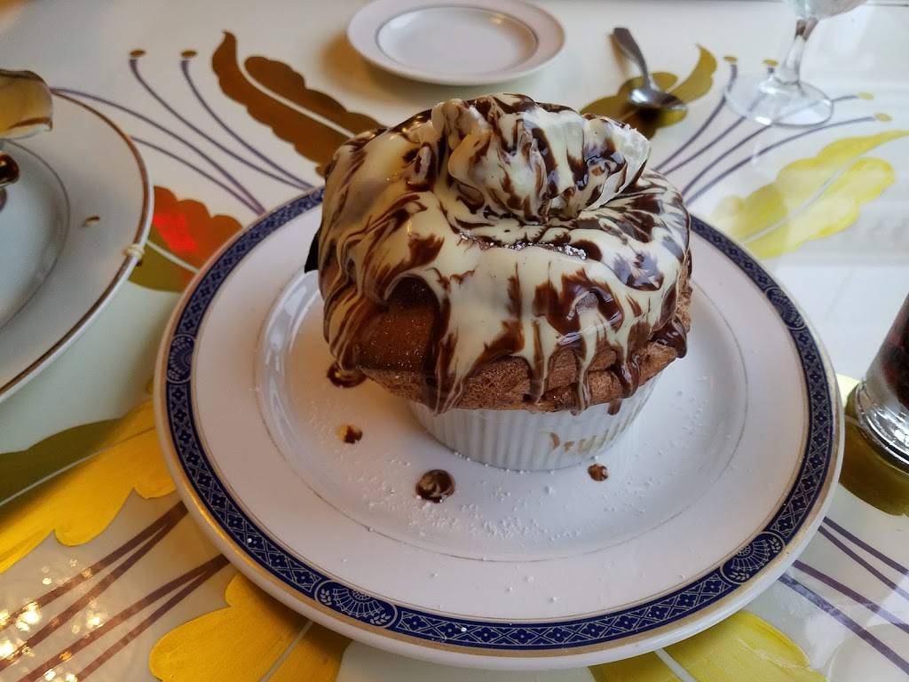 Anaheim White House | restaurant | 887 S Anaheim Blvd, Anaheim, CA 92805, USA | 7147721381 OR +1 714-772-1381