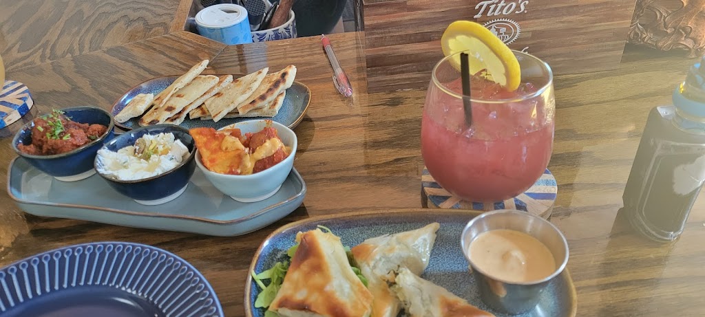 Oso Spanish & Mediterranean Inspired Cuisine | restaurant | 200 E Main St, Silverton, OR 97381, USA | 5038746882 OR +1 503-874-6882