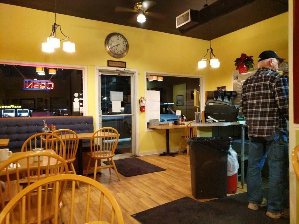 Couzins Cafe | restaurant | 12861 Northeast 85th Street b/t N 128th Ave & N, 131st Ave NE, Kirkland, WA 98033, USA | 4258228803 OR +1 425-822-8803