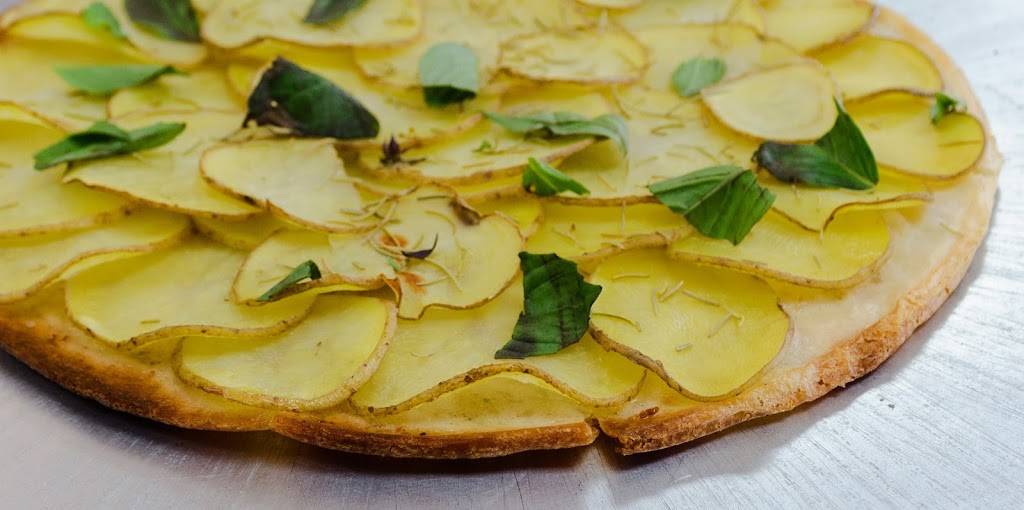 Big Brothers Gourmet Pizza | meal delivery | 3110 Kingston Rd, Scarborough, ON M1M 1P2, Canada | 4162699292 OR +1 416-269-9292