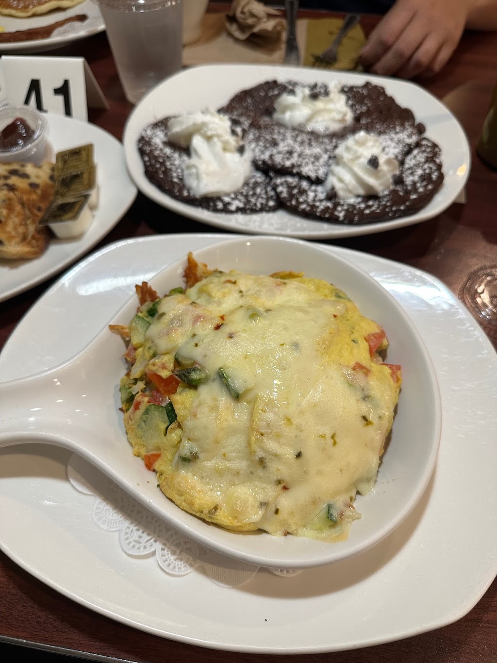 Bs Sweet Bites | bakery | 1641 Oakton Pl, Des Plaines, IL 60018, USA | 8477950743 OR +1 847-795-0743