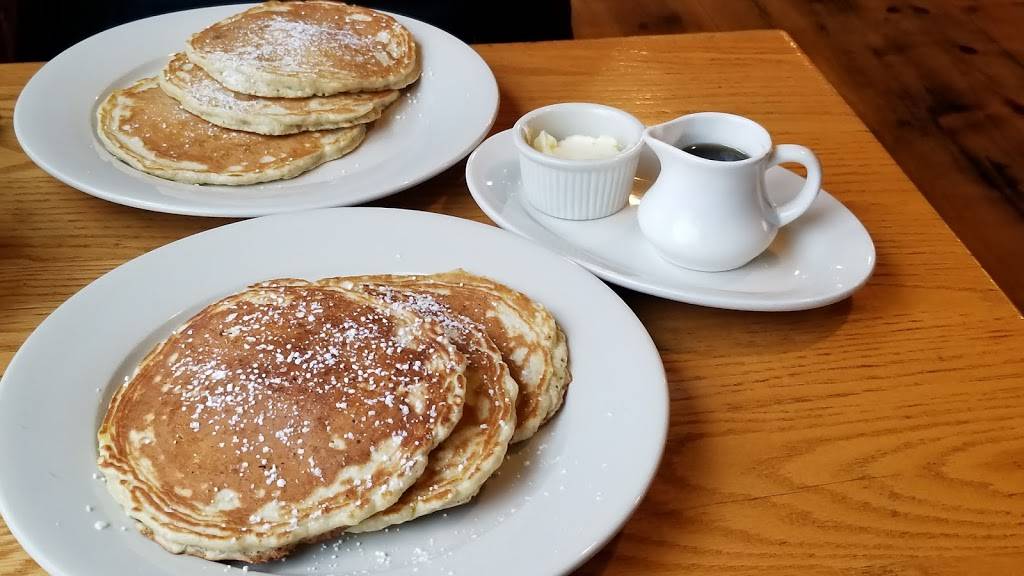 Rio Cafe | restaurant | 403 Stockbridge Rd, Great Barrington, MA 01230, USA | 4135289746 OR +1 413-528-9746