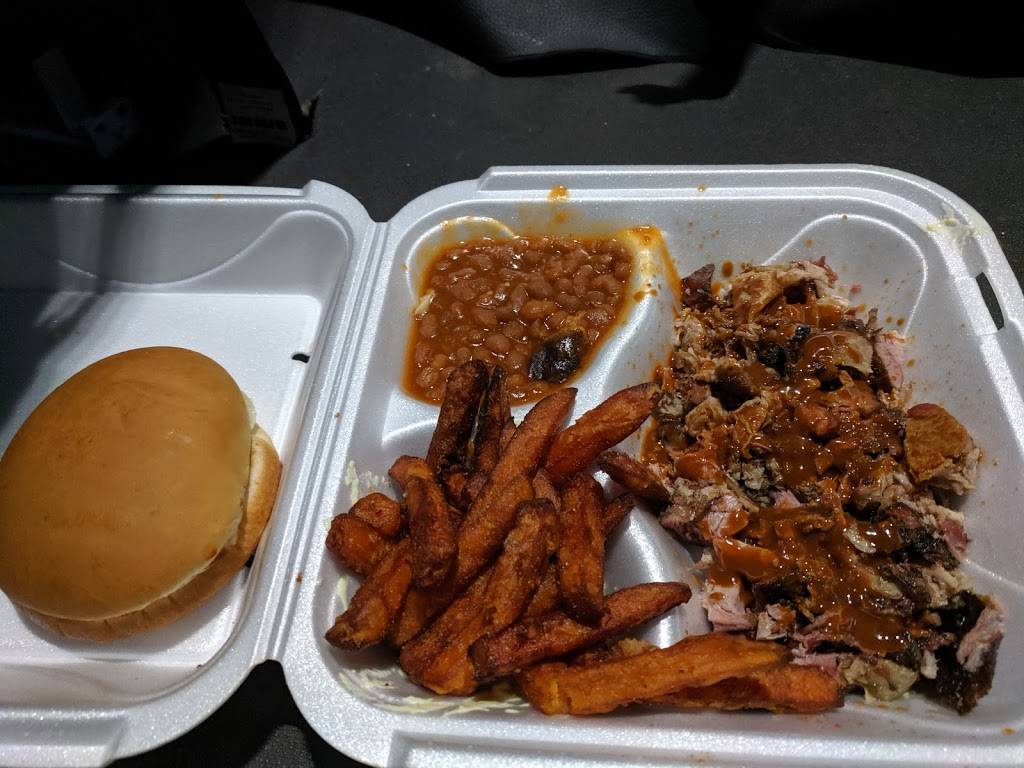 Tops Bar-B-Q | restaurant | 4824 Bethel Rd, Olive Branch, MS 38654, USA | 6628959808 OR +1 662-895-9808