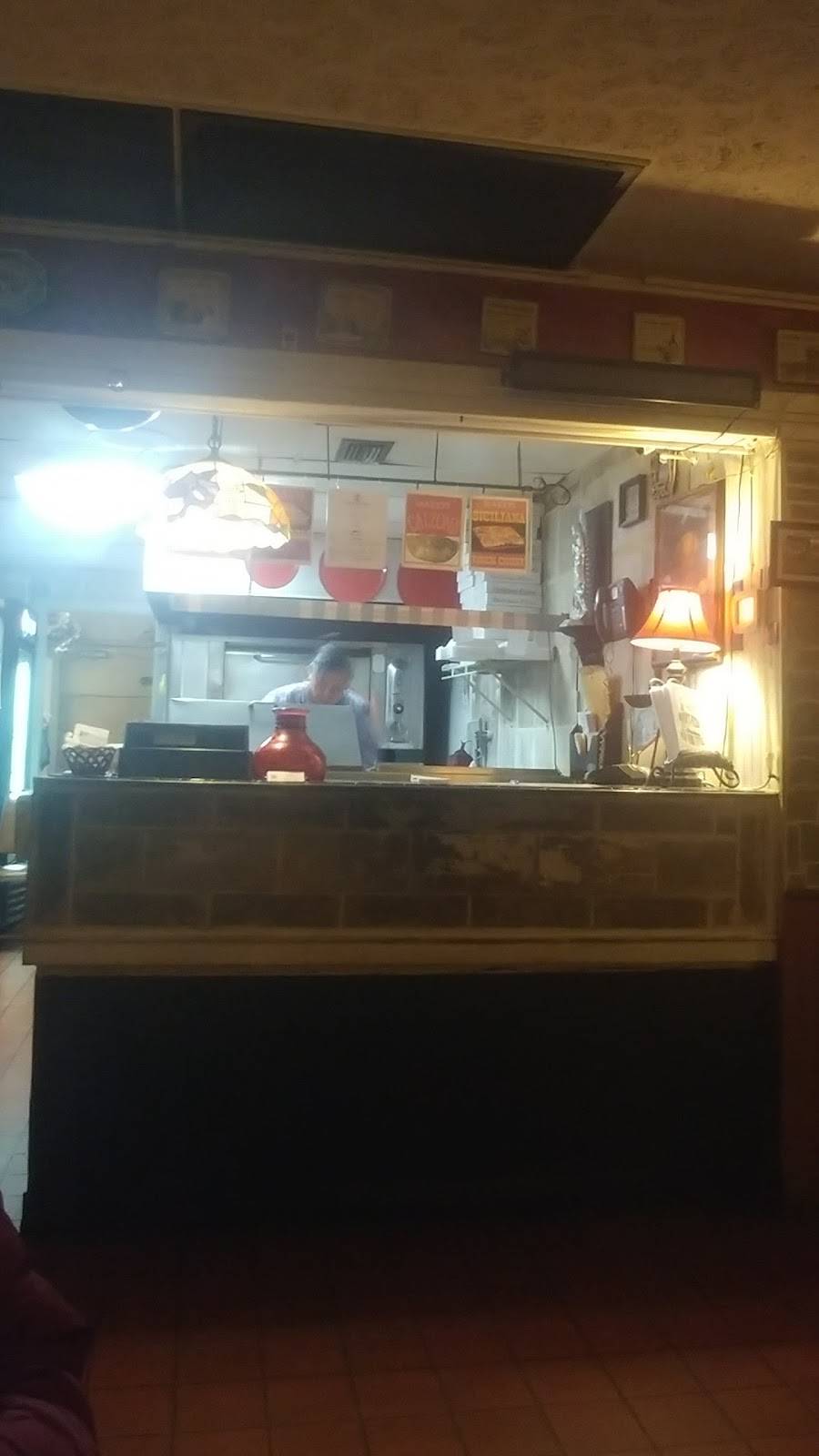 Marios Pizza | restaurant | 2309 Bedford Ave, Lynchburg, VA 24503, USA | 4348457444 OR +1 434-845-7444