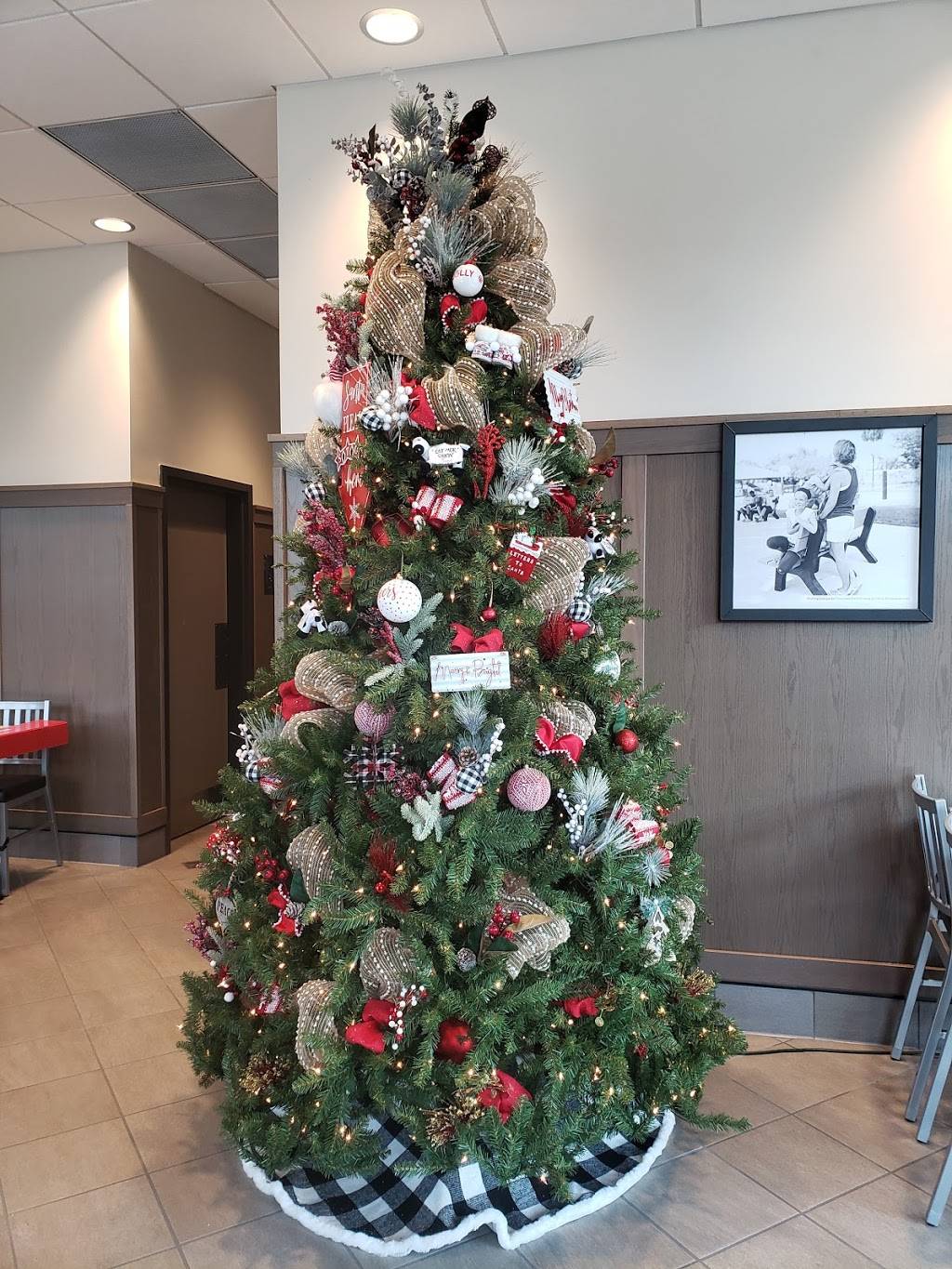 Chick-fil-A | restaurant | 4181 Millenia Blvd, Orlando, FL 32839, USA | 4076985550 OR +1 407-698-5550