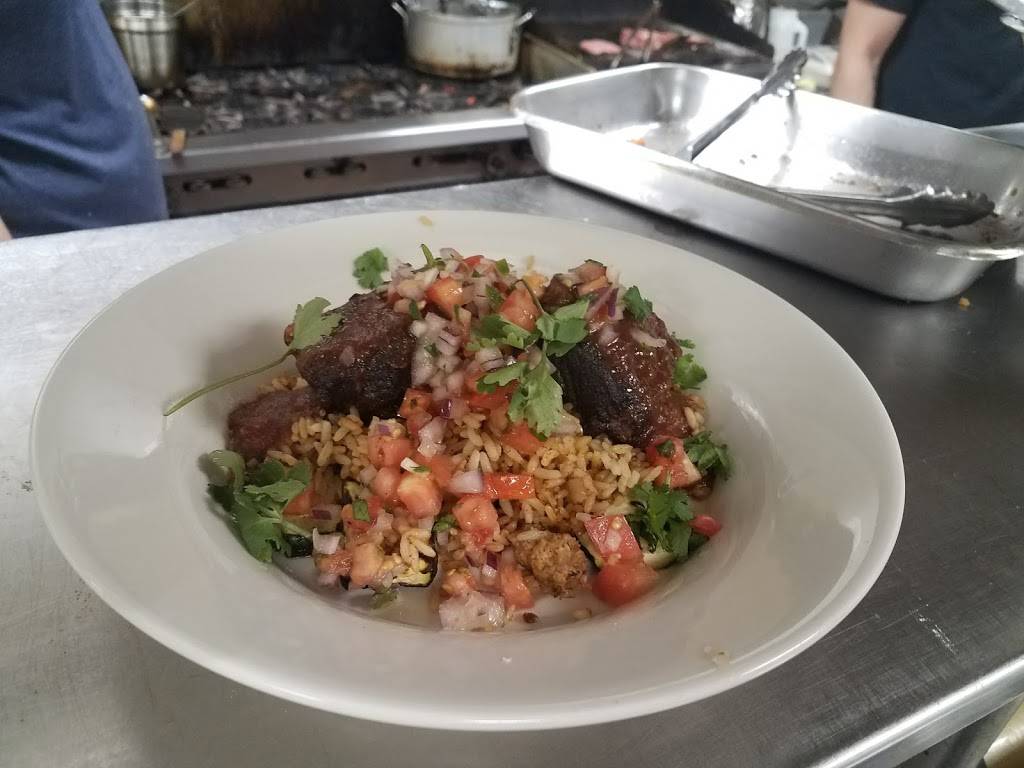 Old Hickory Golf Club | restaurant | W7596 WI-33, Beaver Dam, WI 53916, USA | 9208877179 OR +1 920-887-7179