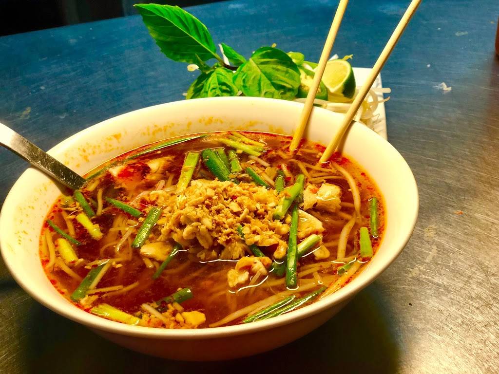 Thai Top Ten | restaurant | 911 1/2 W Grace St, Richmond, VA 23220, USA | 8042548195 OR +1 804-254-8195