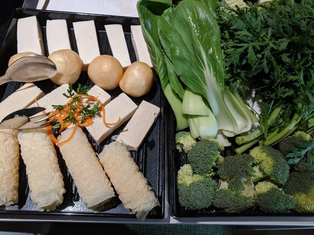 Happy Lamb Hot Pot, Naperville 快乐小羊 | restaurant | 1170 Iroquois Ave #106, Naperville, IL 60563, USA | 3312137660 OR +1 331-213-7660