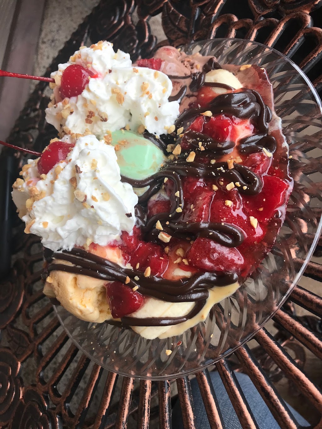 Grannys Kitchen & Sweet Treats | restaurant | 1945 AZ-260, Heber-Overgaard, AZ 85928, USA | 9285359869 OR +1 928-535-9869