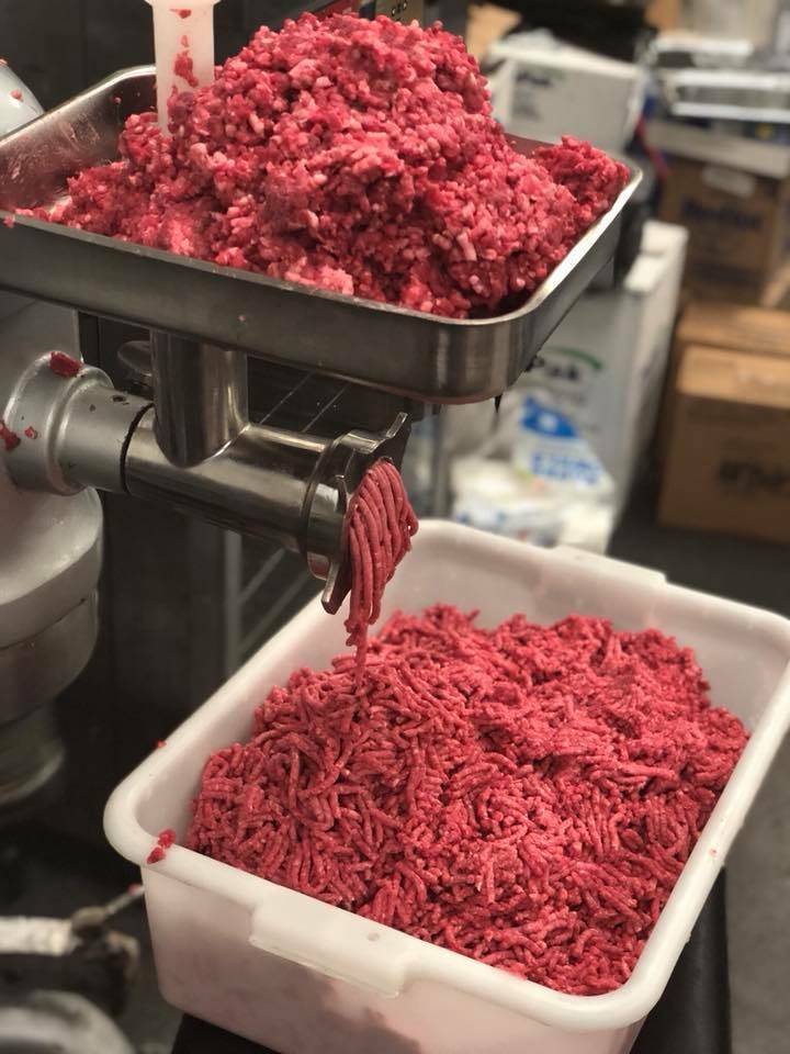 LG’s Pizzeria and Pub | restaurant | 113 E Main St, Frostburg, MD 21532, USA | 3016870210 OR +1 301-687-0210