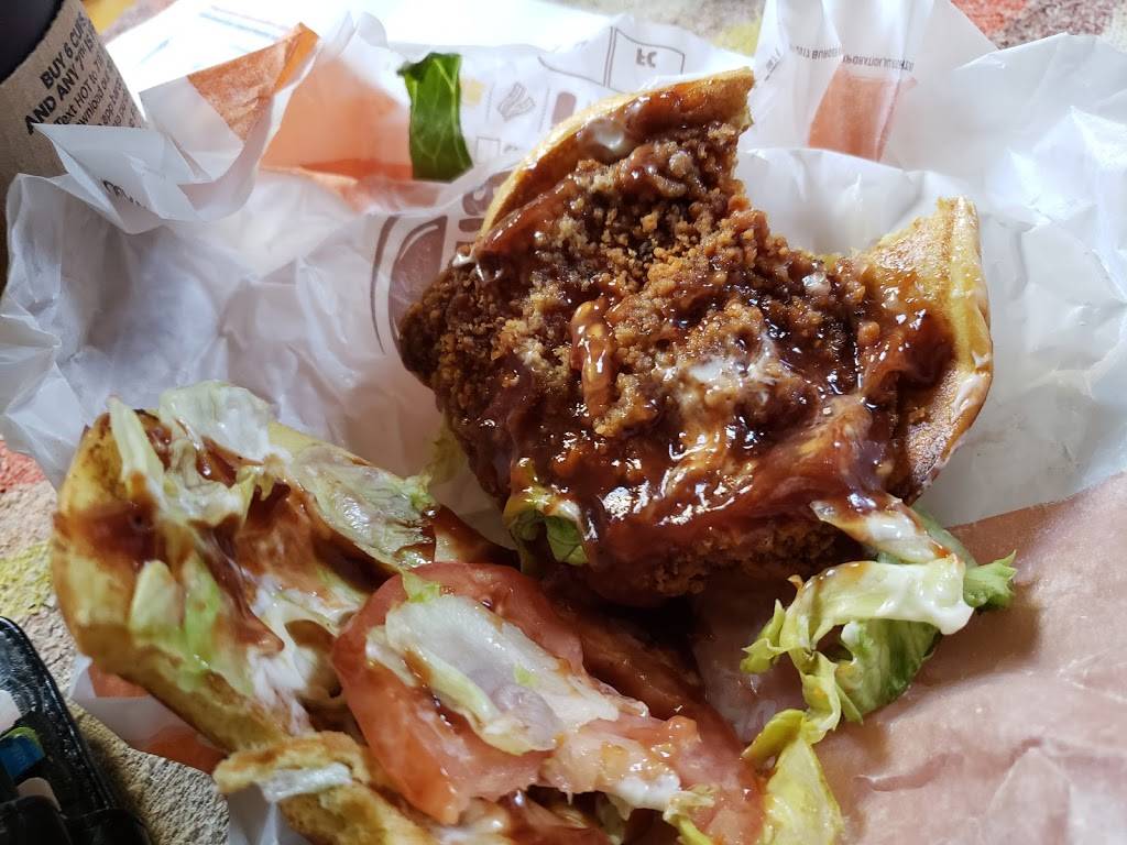 Burger King | restaurant | 1829 Dempster Street, Evanston, IL 60201, USA | 8477338740 OR +1 847-733-8740