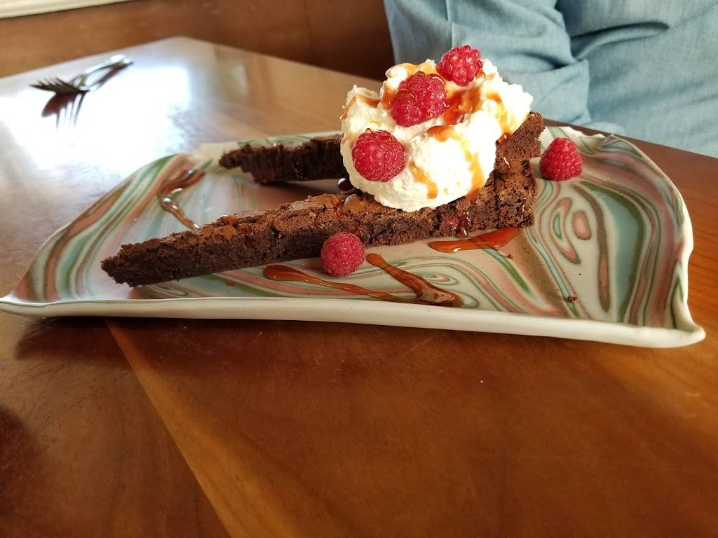 The Gleanery | restaurant | 133 Main St, Putney, VT 05346, USA | 8023873052 OR +1 802-387-3052