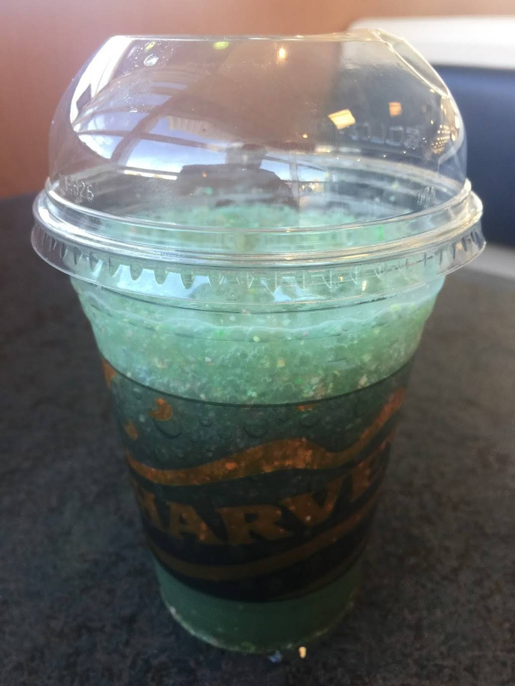 Harveys | restaurant | 2060 Boulevard des Laurentides, Vimont, QC H7M 2R5, Canada | 4506671417 OR +1 450-667-1417