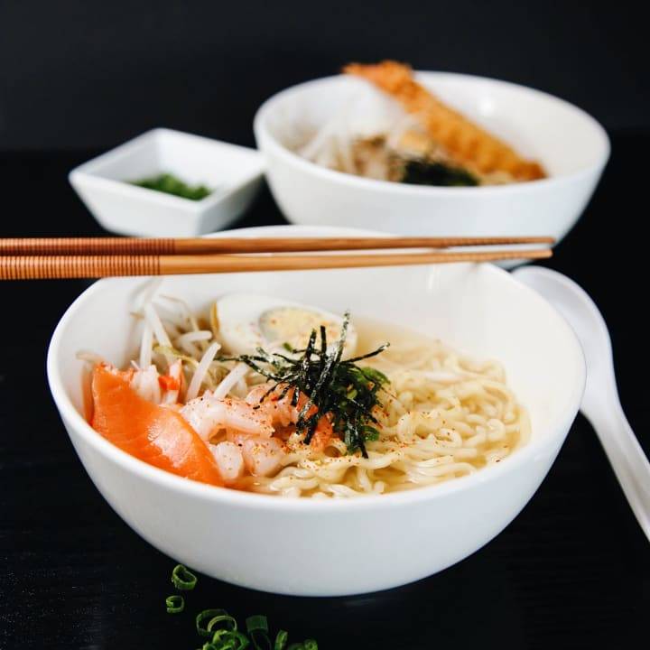 Sushi Shop | restaurant | 3535 Nord Laval (a-440) O, Laval, QC H7P 5G9, Canada | 4506868288 OR +1 450-686-8288