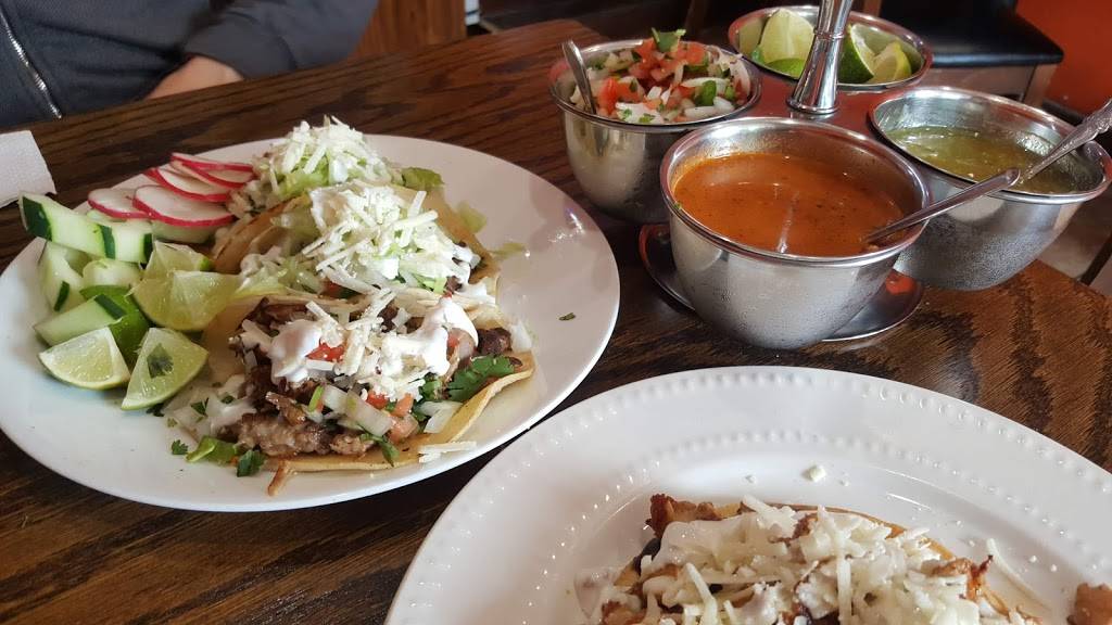 Taqueria Emilio | restaurant | 563 W 207th St, New York, NY 10034, USA | 6468761143 OR +1 646-876-1143