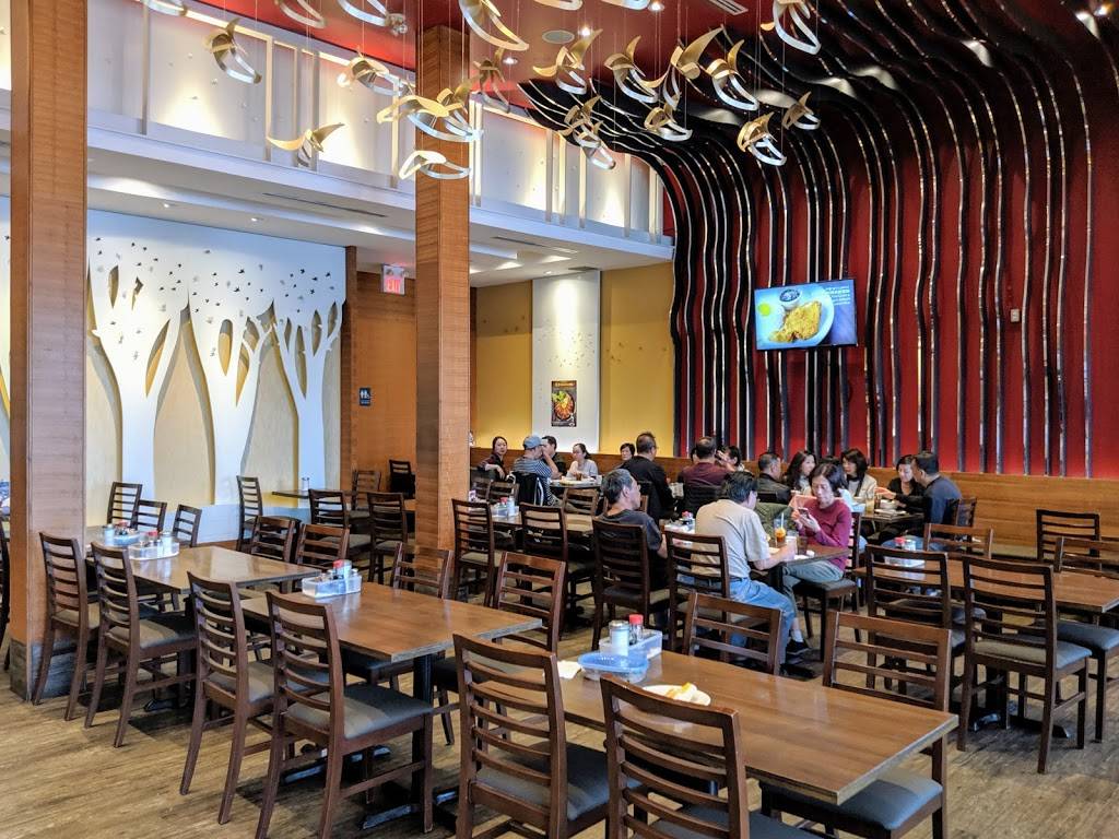 Phoenix Restaurant | restaurant | 8190 Bayview Ave, Thornhill, ON L3T 2S2, Canada | 9058861113 OR +1 905-886-1113