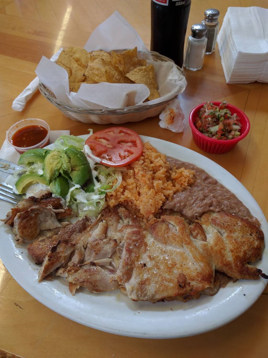 Cinco De Mayo Taqueria | restaurant | 2426 San Bruno Ave, San Francisco, CA 94134, USA | 4154689272 OR +1 415-468-9272