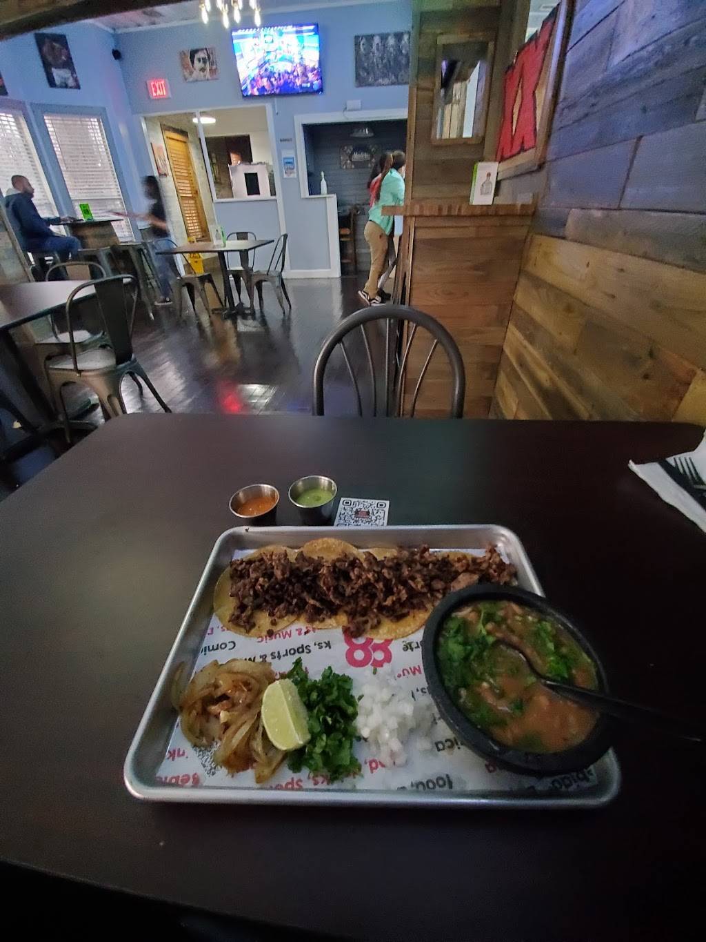 Cerveceria 88 | restaurant | 2119 I-35, San Antonio, TX 78208, USA | 2108881481 OR +1 210-888-1481