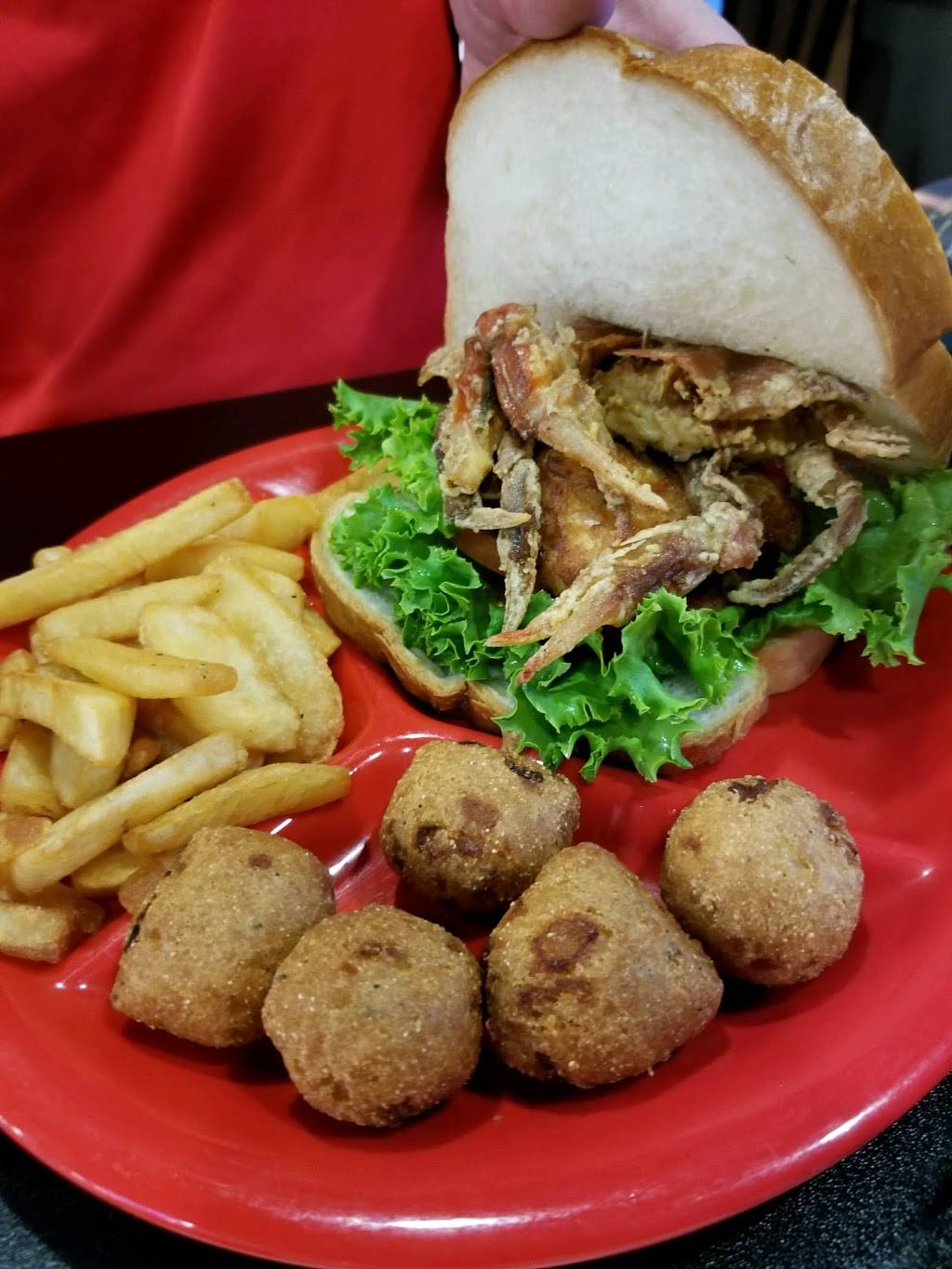 Bahama Mikes | restaurant | 8154 Ritchie Hwy, Pasadena, MD 21122, USA | 4105447800 OR +1 410-544-7800