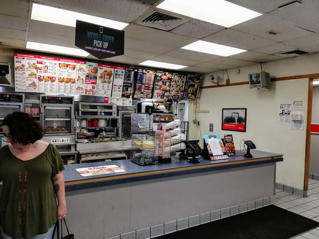 Taco Bell | meal takeaway | 776 E Main St, Cobleskill, NY 12043, USA | 5182343315 OR +1 518-234-3315